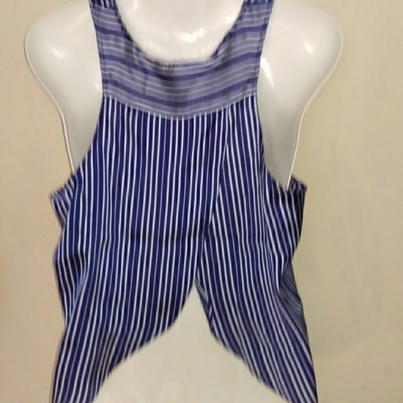 Satin open back Striped button up tank - Picture 3 of 7